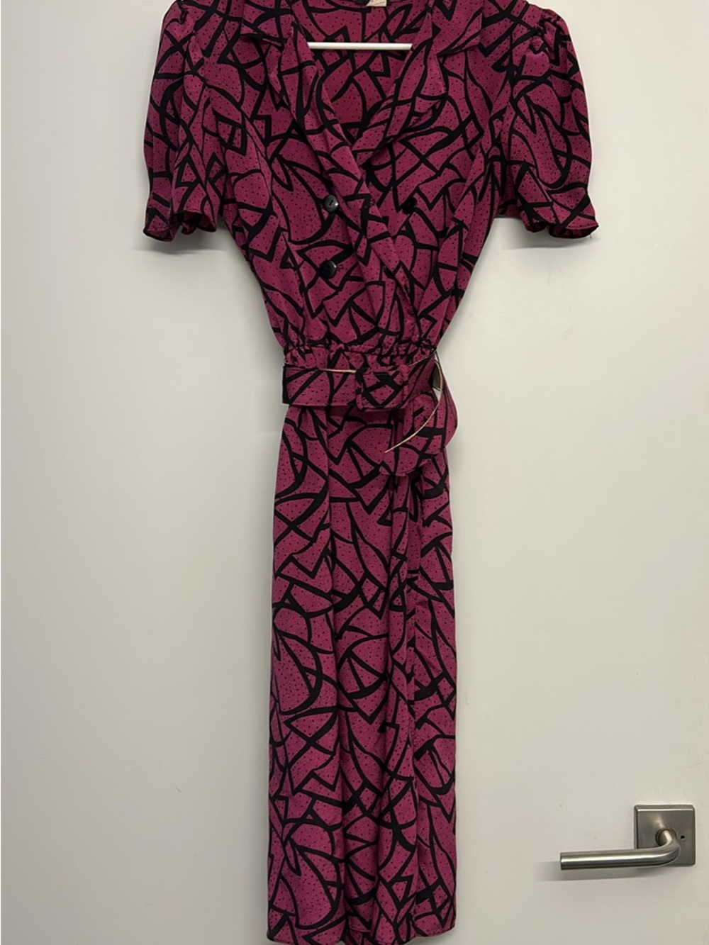 Vintage Women’s Fuchsia Patterned Wrap Dress with Belt